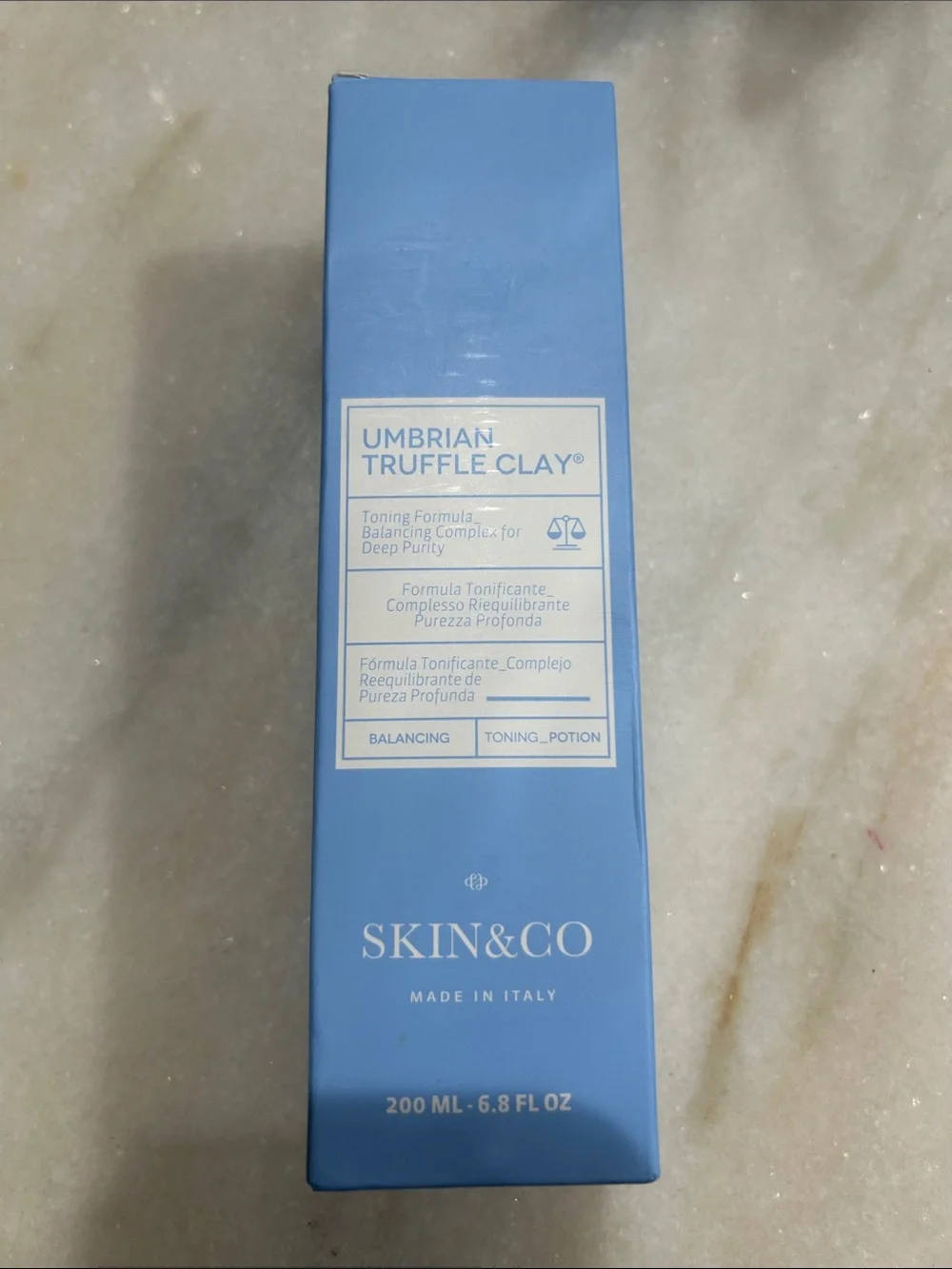 Skin&Co Umbrian Truffle Clay Toning Potion - Blue